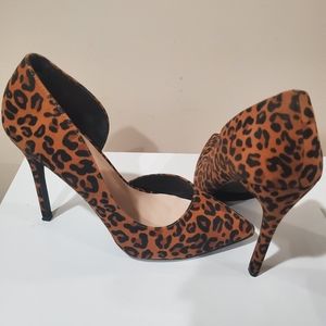 Leopard Print Pumps